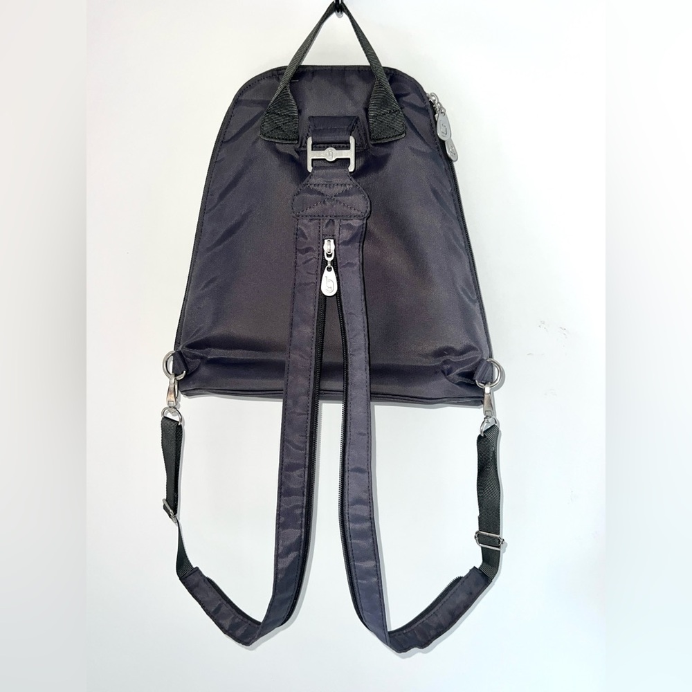 Baggallini Memphis Convertible Backpack RIFD‎ Protection Gray - Picture 6 of 16